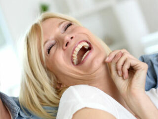 Vendo tudo de camarote e dando risada