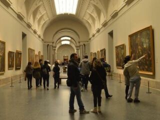 Quem entre os famosos, você levaria para o museu?